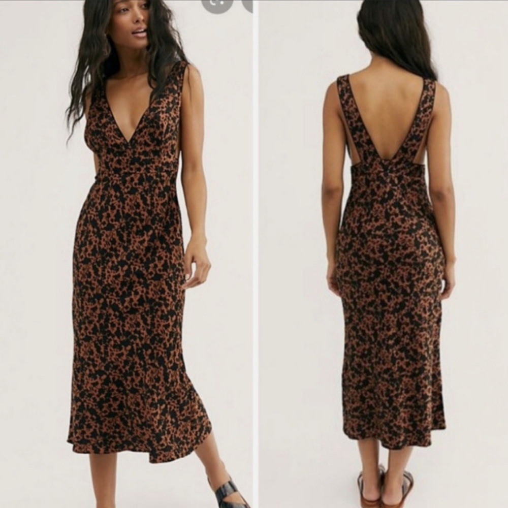 Oh La La Bias Midi Dress